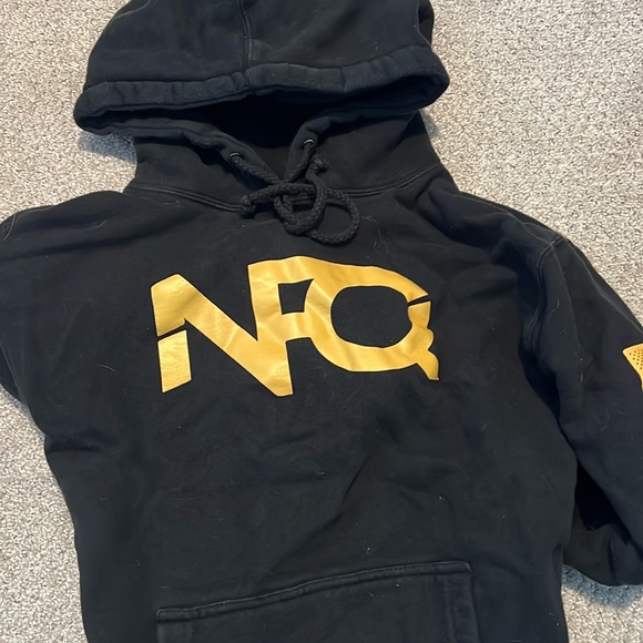 NFQ hoodie - Picture 1 of 4